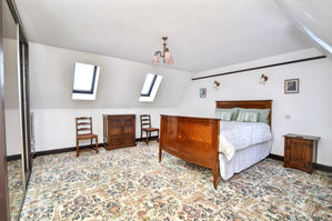 Photo 21- click for photo gallery